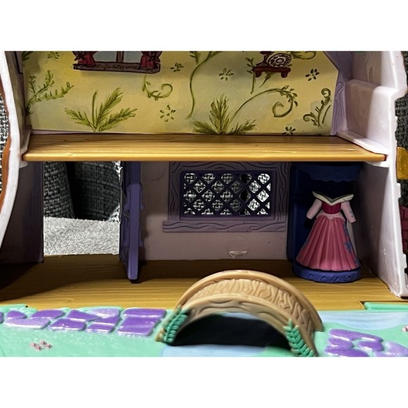 Disney Animators Littles Aurora Cottage Play Set Sleeping Beauty - Picture 10 of 16